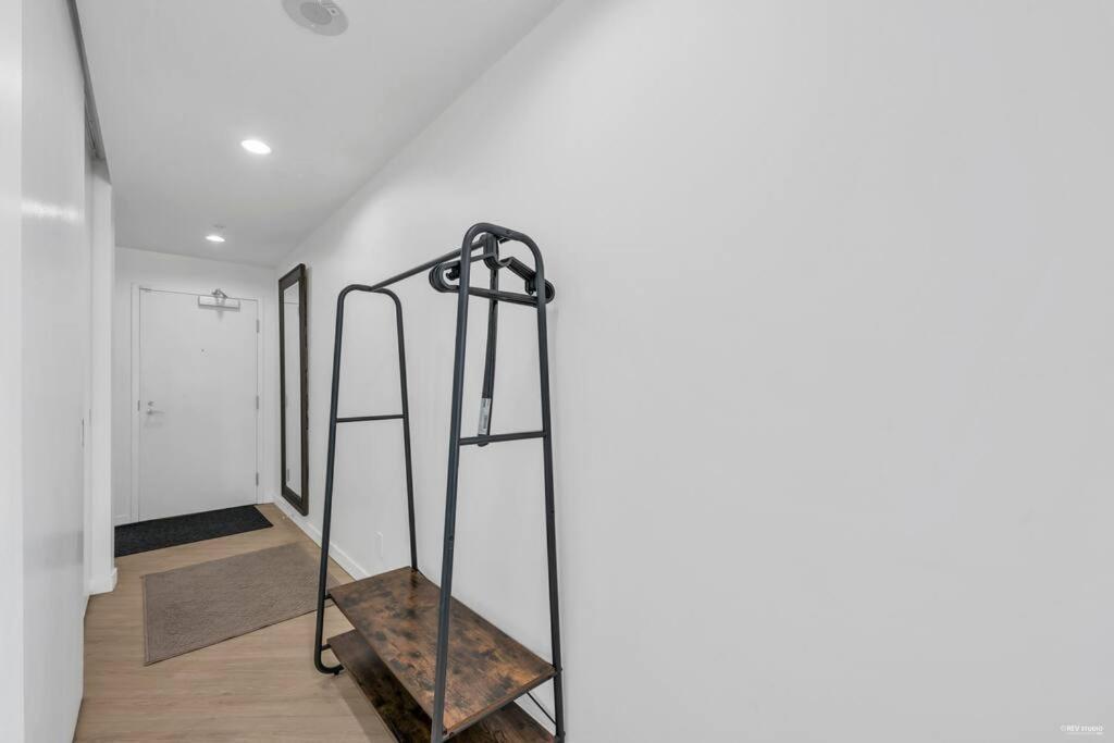Skyview, 40Th Floor! 2Br Condo In Downtown Vancouver Extérieur photo
