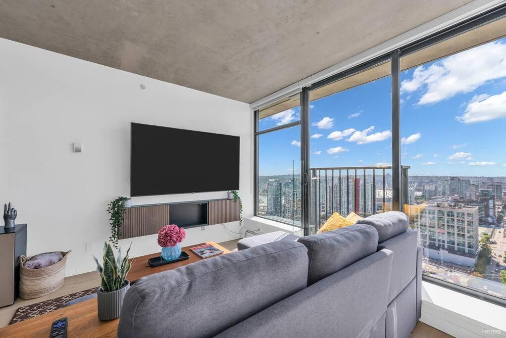 Skyview, 40Th Floor! 2Br Condo In Downtown Vancouver Extérieur photo