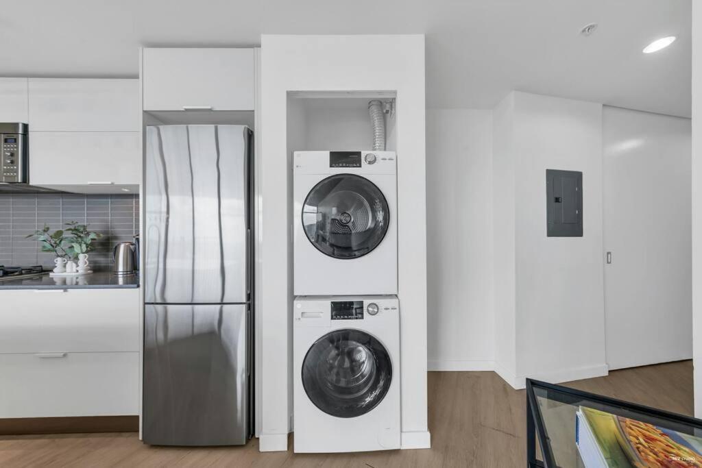 Skyview, 40Th Floor! 2Br Condo In Downtown Vancouver Extérieur photo