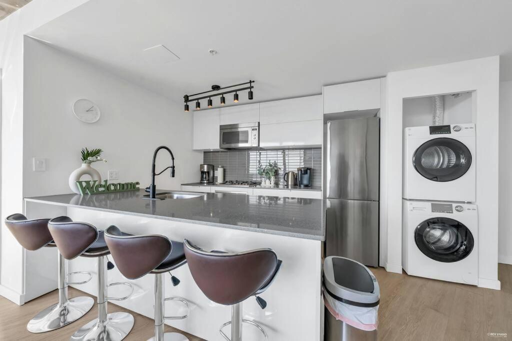 Skyview, 40Th Floor! 2Br Condo In Downtown Vancouver Extérieur photo