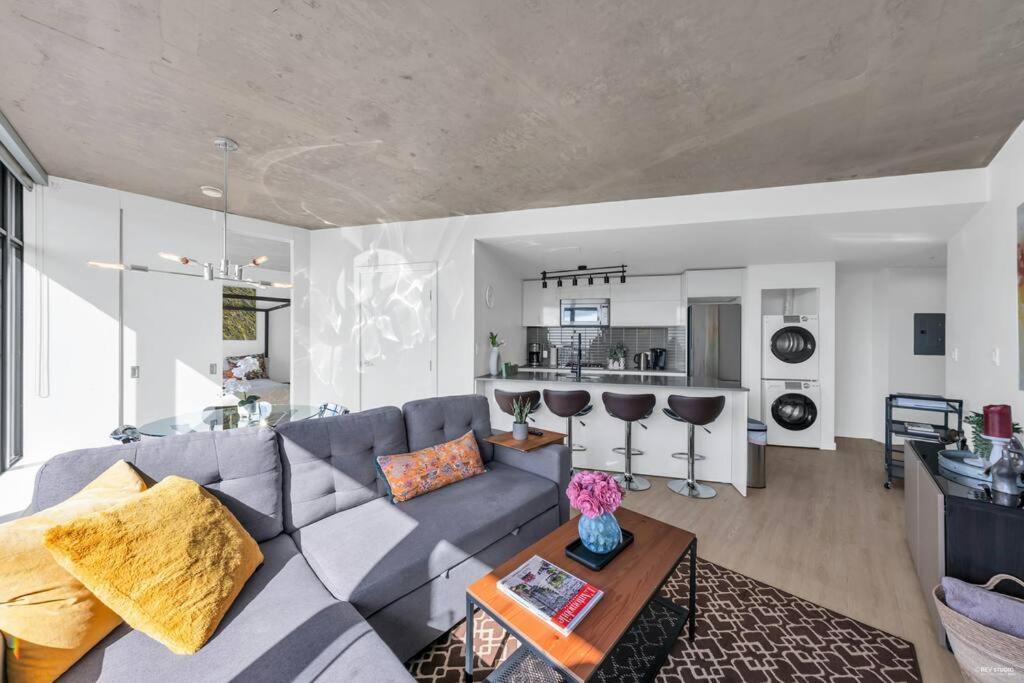 Skyview, 40Th Floor! 2Br Condo In Downtown Vancouver Extérieur photo